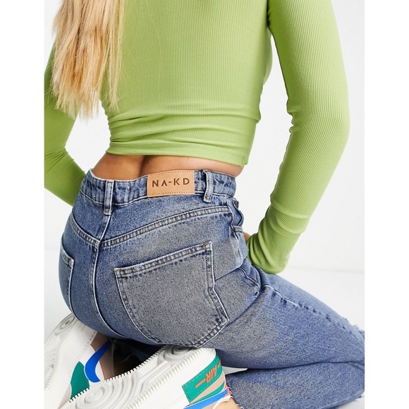 ASOS NA-KD Straight Leg Ripped Jeans in Light Blue - Picture 4 of 13